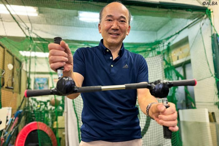 『魔法のクランク』を開発した長井薫氏が、新宿インドアGOLFで独自の理論を語ってくれた