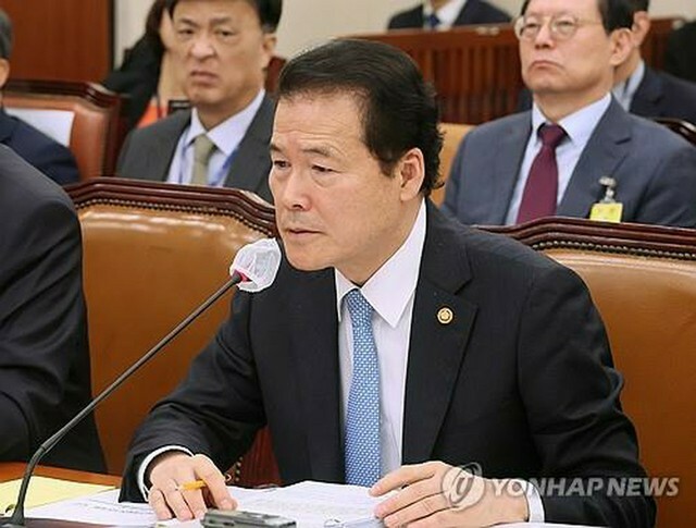 国会外交統一委員会で答弁する金暎浩統一部長官（資料写真）＝（聯合ニュース）