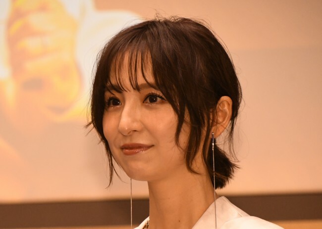 篠田麻里子