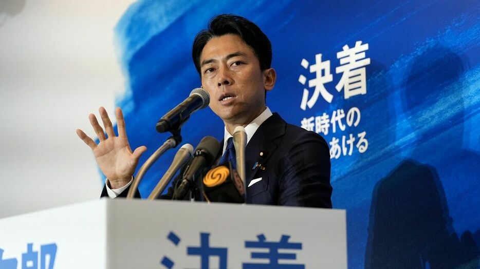 自民党総裁選では投資・税金への影響も注目されています（写真：ブルームバーグ）