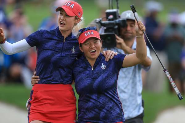 フォーボールで勝利したネリー・コルダ（左）＆メーガン・カン（右）（写真：Getty Images）