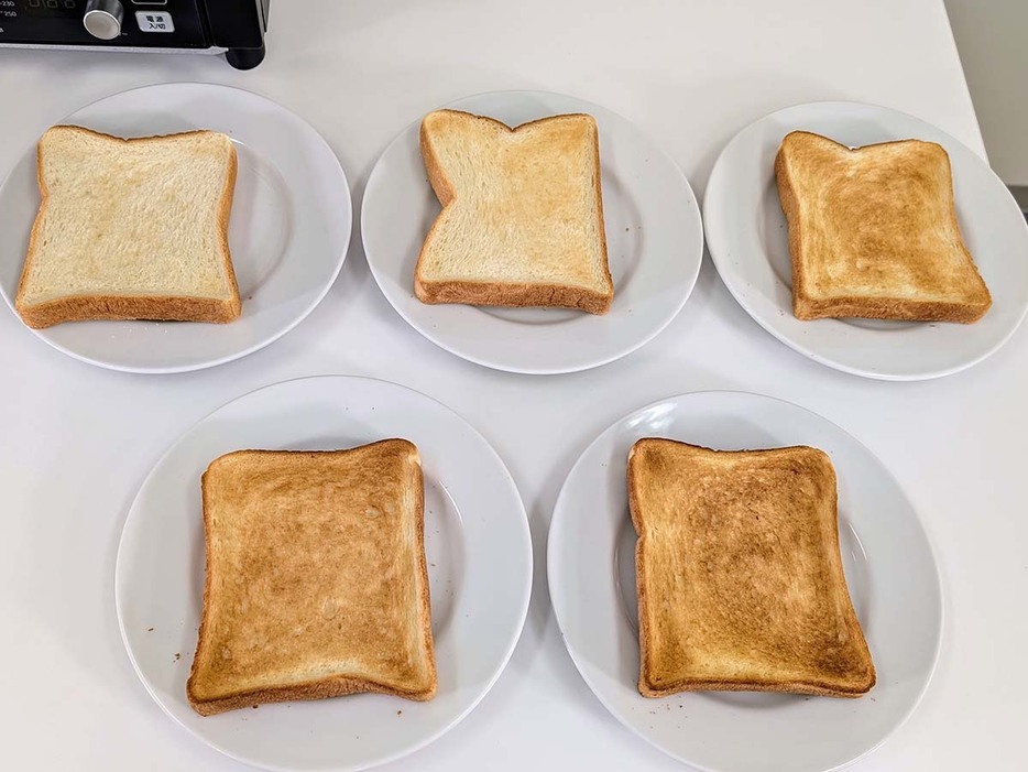 「トースト」モードで好みの焼き具合が選べる