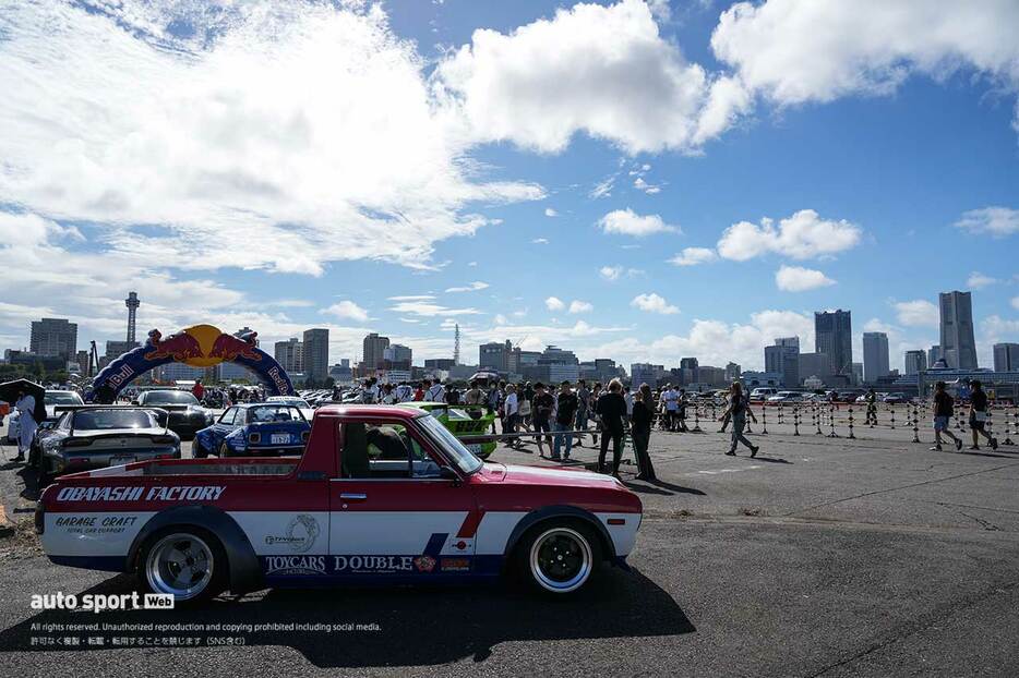 横浜・山下ふ頭で開催される『湾岸BASE YOKOHAMA』の様子