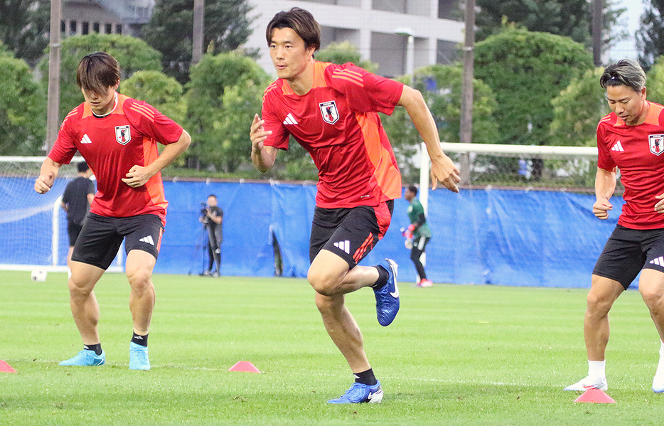 貪欲にチャンス狙う小川航基