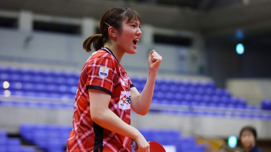 写真：笹尾明日香（日本生命レッドエルフ）/提供：T.LEAGUE/アフロスポーツ