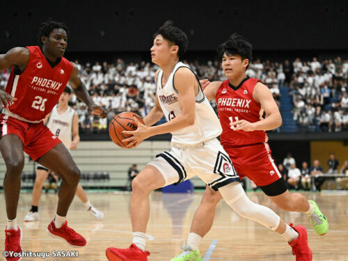 要所で連続得点に成功した湧川（中央）/写真は福岡IHのもの［写真］＝佐々木啓次