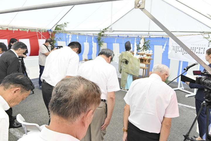 道の駅「津島熱田温泉」の建設地で開かれた安全祈願祭