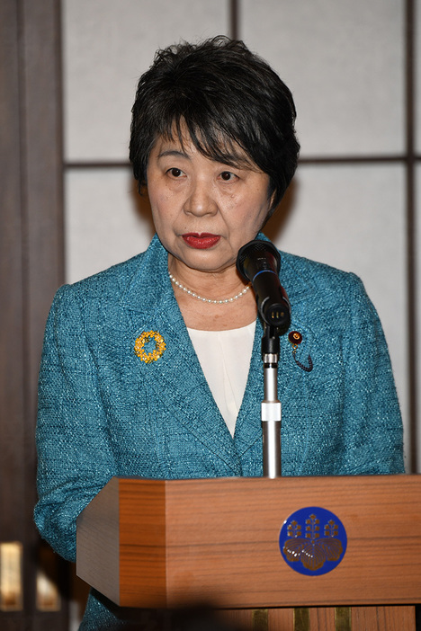 上川陽子氏