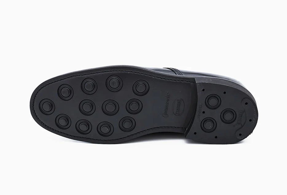 Studded rubber sole