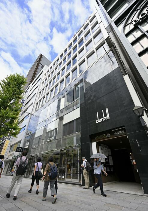 基準地価が19年連続で最高価格となった「明治屋銀座ビル」＝東京都中央区