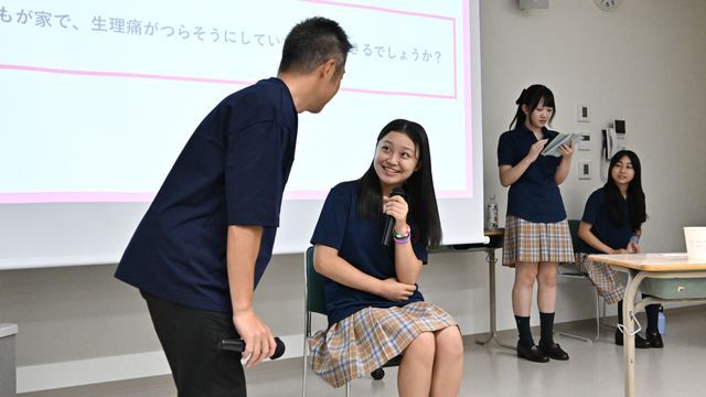 8月25日　品川女子学院で生理痛のワークショップが開催された