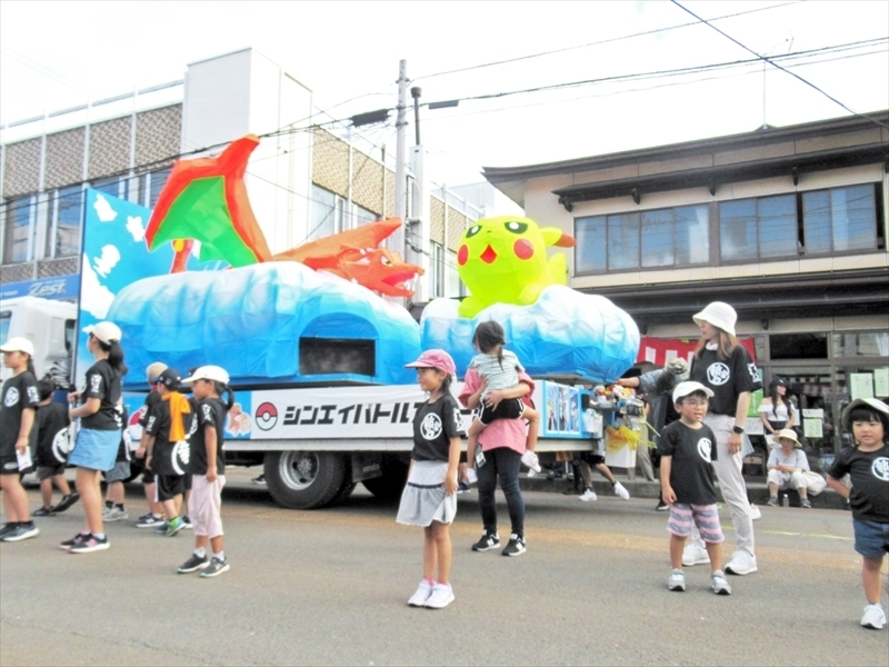 ハツラツ賞に選ばれた新栄町の仮装山車