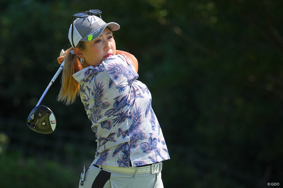 首位発進を決めた照山亜寿美　※撮影は2023年「日本女子プロゴルフ選手権」