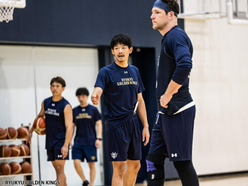 穂坂健祐ACはチーム一丸で戦うことを約束 [写真]＝琉球ゴールデンキングス