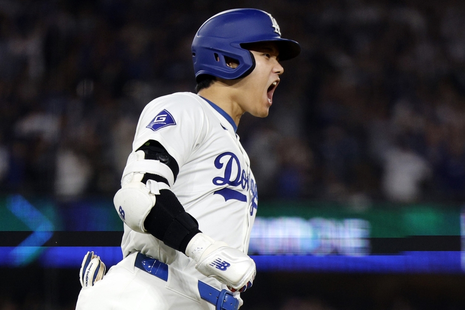 最終局面で“打ちまくった”大谷。(C)Getty Images