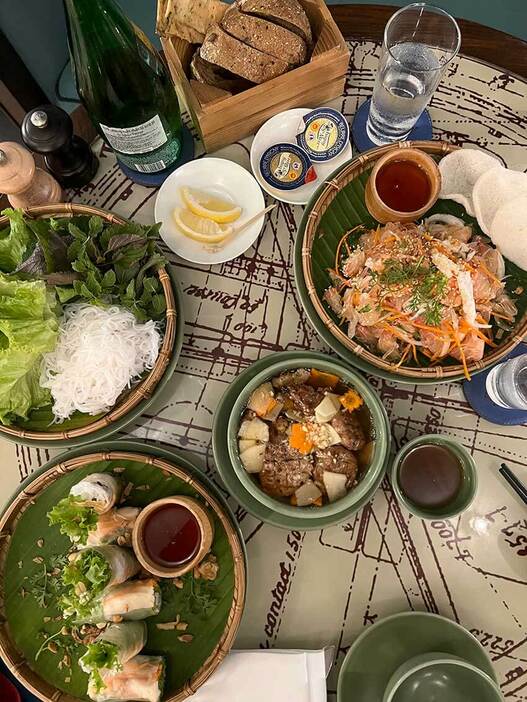 ハノイで”安ウマグルメ”ならベトナム版つけ麺とプリン