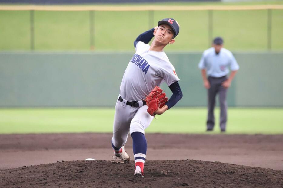 横浜の織田 翔希投手（1年）