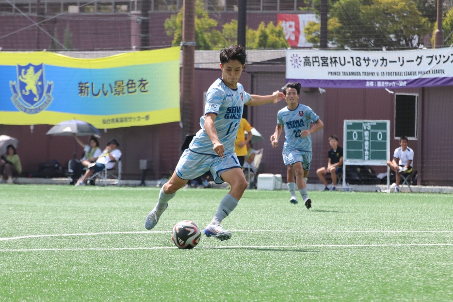 聖和学園MF萩原空真(3年)はゴールチャンスもあったが惜しくも得点につながらず