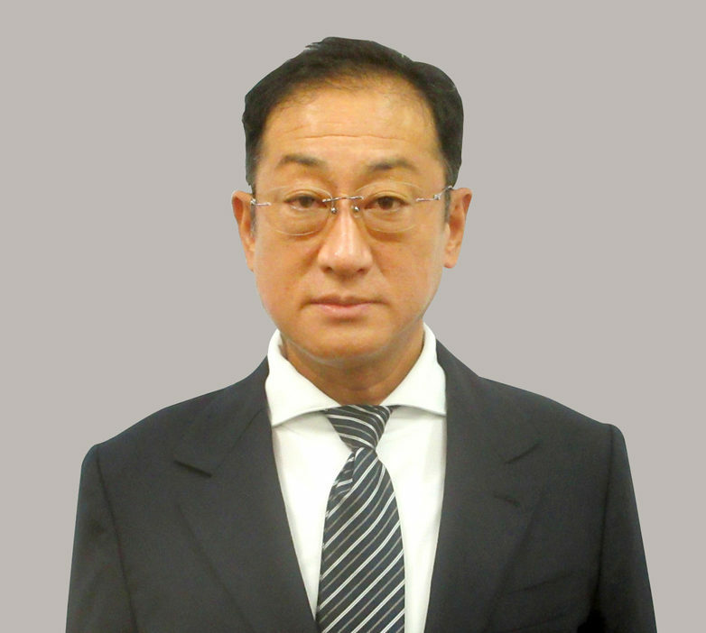 掘井健智氏