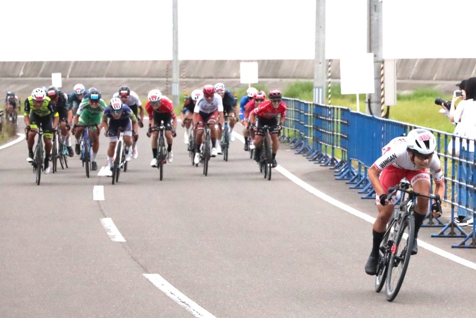 写真：Bicycle Club