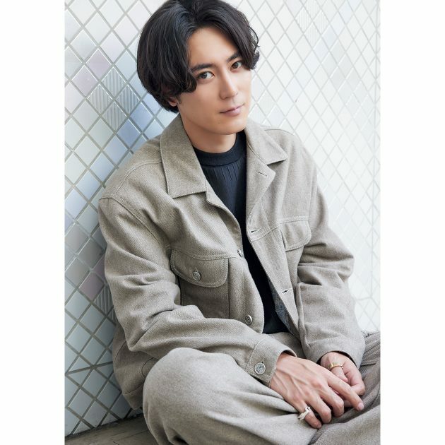 新作の舞台『台風23号』では森田剛さんとW主演、義兄弟役を演じる。