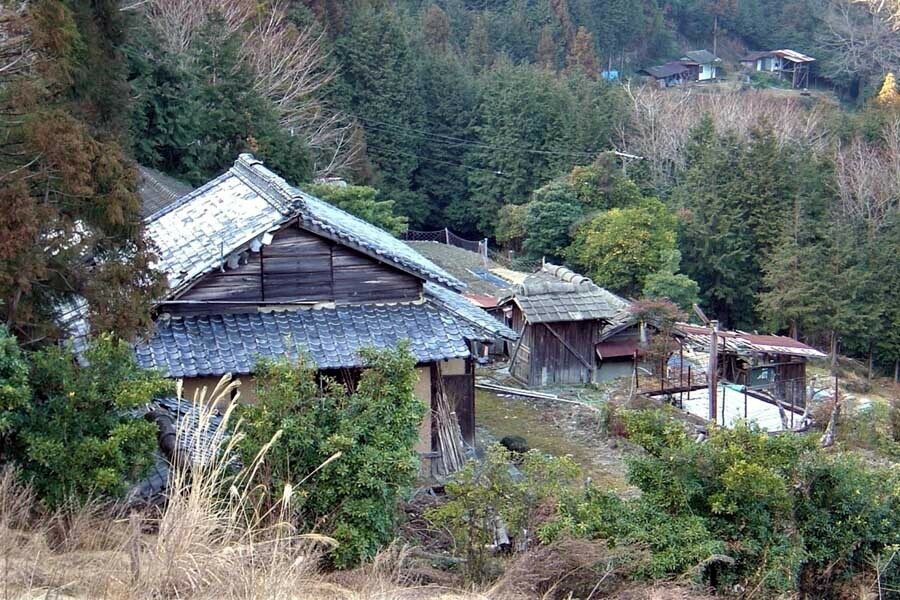 山村のイメージ（画像：写真AC）