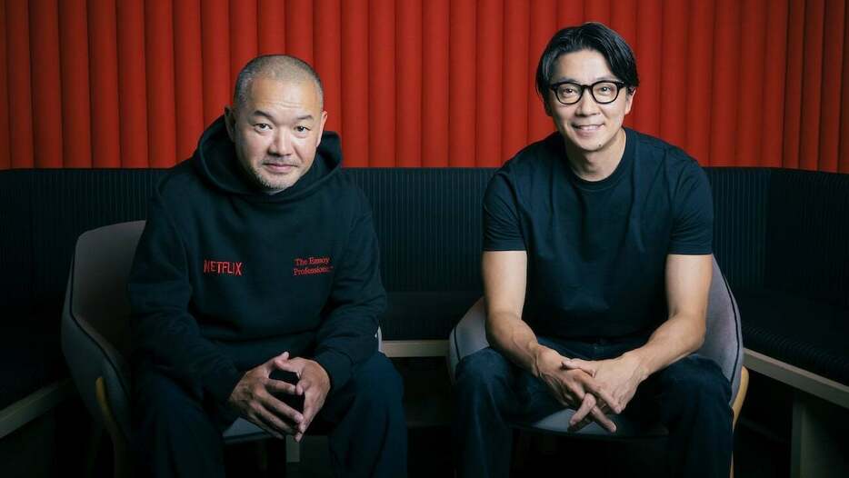 大根仁監督、Netflixコンテンツ部門バイス・プレジデント坂本和隆氏 写真: Courtesy of Netflix