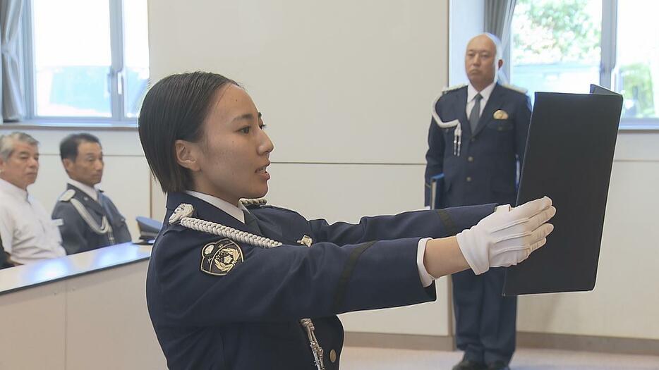 県警察学校　卒業式