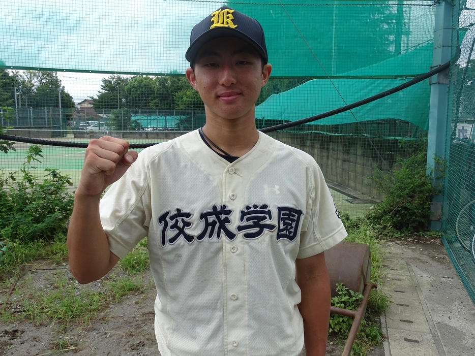 3ランを放った間野結斗（佼成学園）