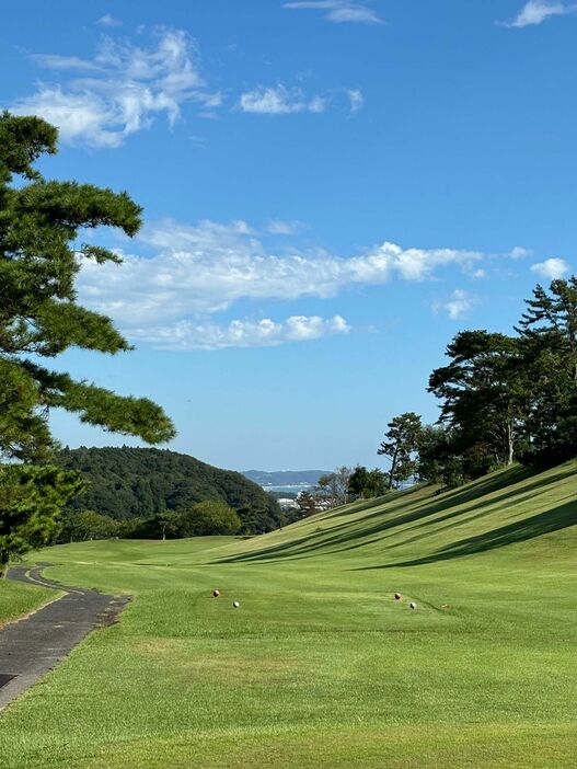 塩屋崎CC桜3番・343ヤード・パー4