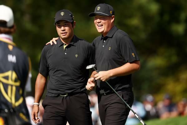 フォアサムで圧勝した松山英樹（左）＆イム・ソンジェ（右）（写真：Getty Images）