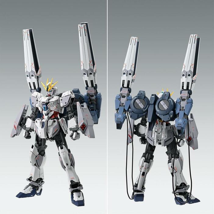 「機動戦士ガンダムNT」のナラティブガンダム  B装備のガンプラ「MG 1／100 ナラティブガンダム B装備 Ver.Ka」（c）創通・サンライズ