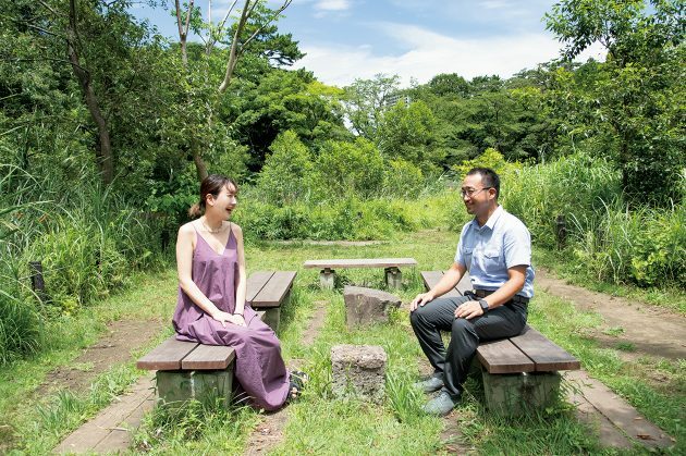 「 いずれ農業や林業の分野に 活用される日が楽しみです。」古谷さん・左　「 植物の能力を活用すれば食糧問題を解決できるかも。」豊田さん・右