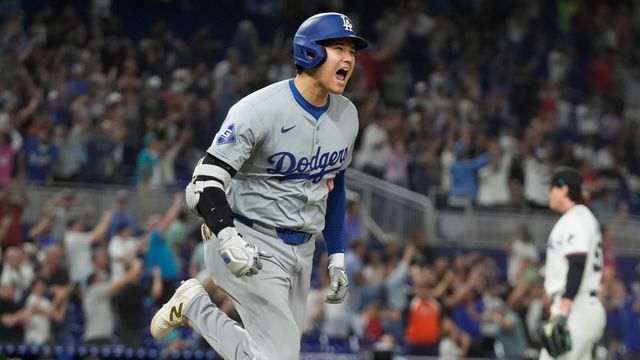 数々の偉業を達成した大谷翔平選手(写真：AP/アフロ)