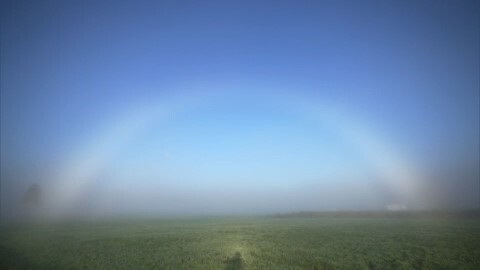 「白虹」は秋晴れのサイン