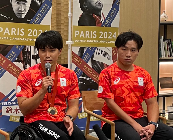 鈴木朋樹選手、高橋峻也選手