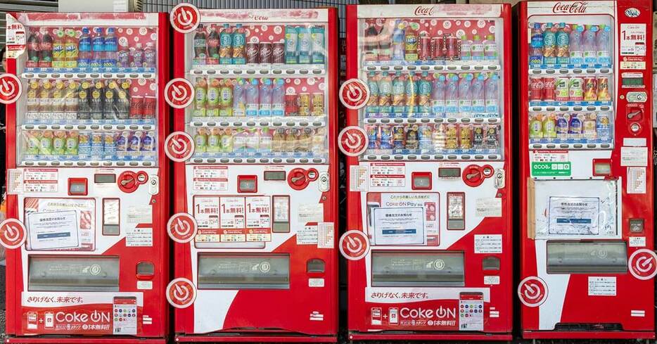 コカ・コーラの自動販売機（Tang Yan Song / Shutterstock.com）