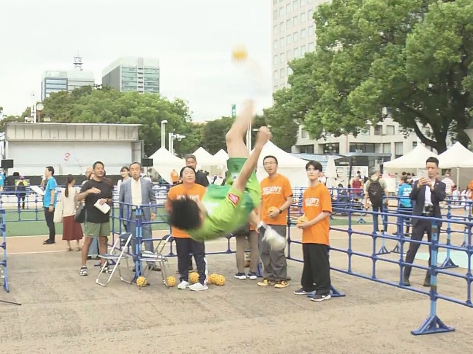 セパタクローのブース 名古屋市中区栄