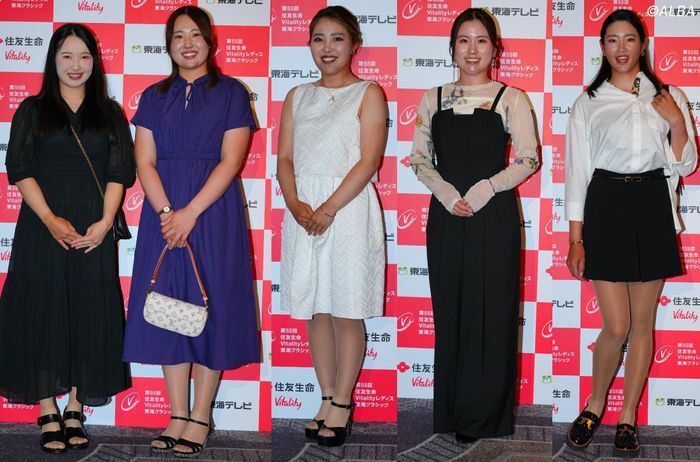 前夜祭でドレスアップ（左から小祝さくら、竹田麗央、古江彩佳、西村優菜、原英莉花）