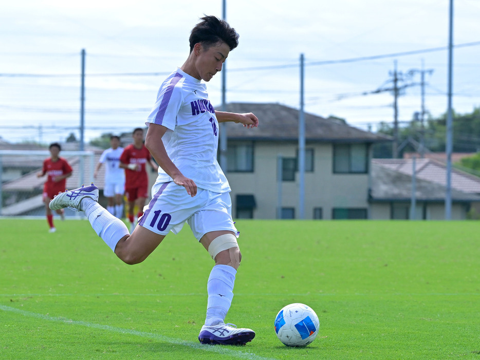 FW多田蒼生(札幌U-18、1年)は北海道の同点ゴールをアシスト(Koki NAGAHAMA/GEKISAKA)