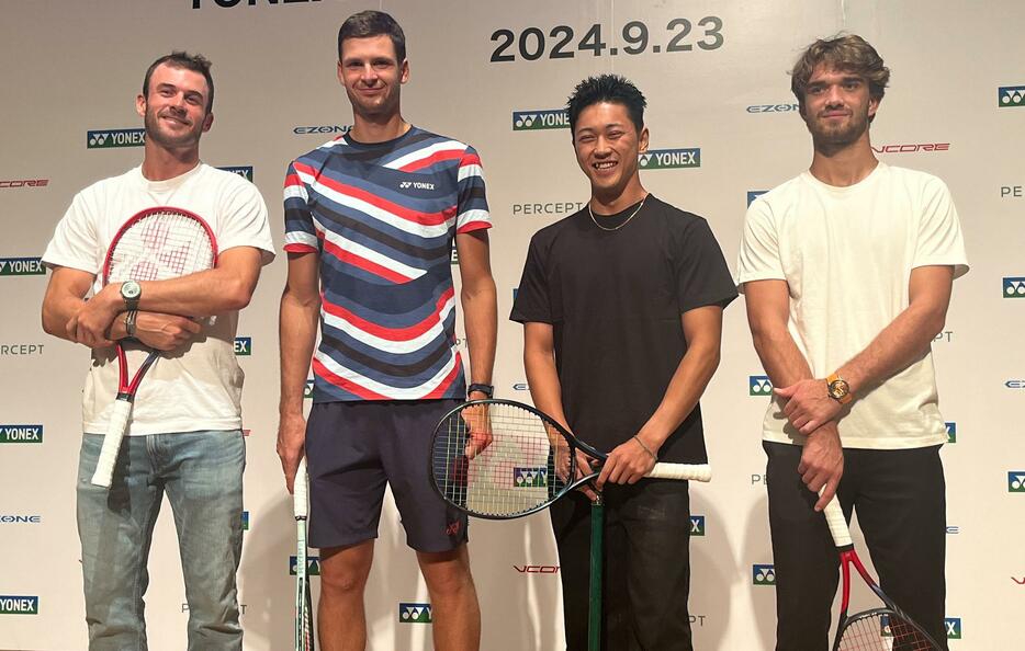 （左から）ポール、フルカチュ、小田凱人、マハーチ[画像/tennis365.net]