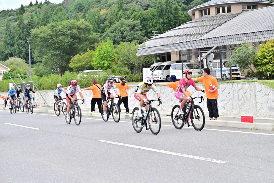 写真：Bicycle Club