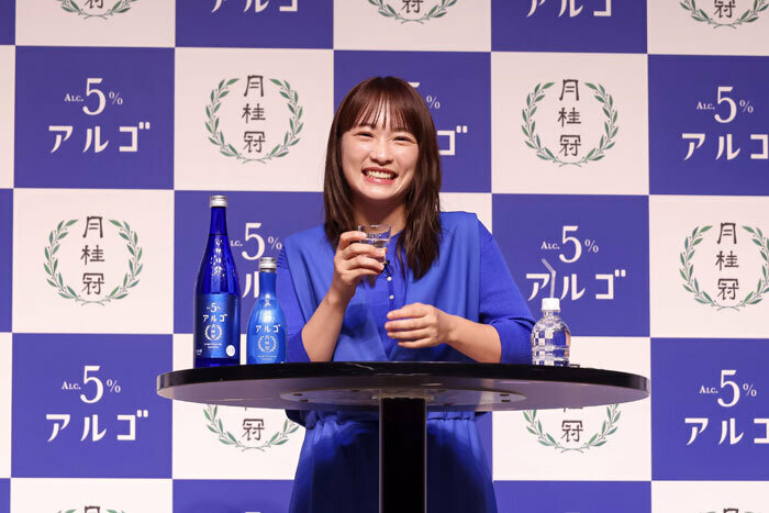 川栄さんは「ごくごく飲めてしまう」とPR