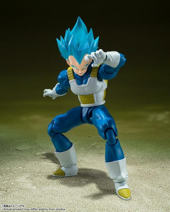 「ドラゴンボール」シリーズのスーパーサイヤ人ゴッドスーパーサイヤ人ベジータのフィギュア「S.H.Figuarts スーパーサイヤ人ゴッドスーパーサイヤ人ベジータ-貫き通すサイヤ人の誇り-」（c）バードスタジオ／集英社・東映アニメーション