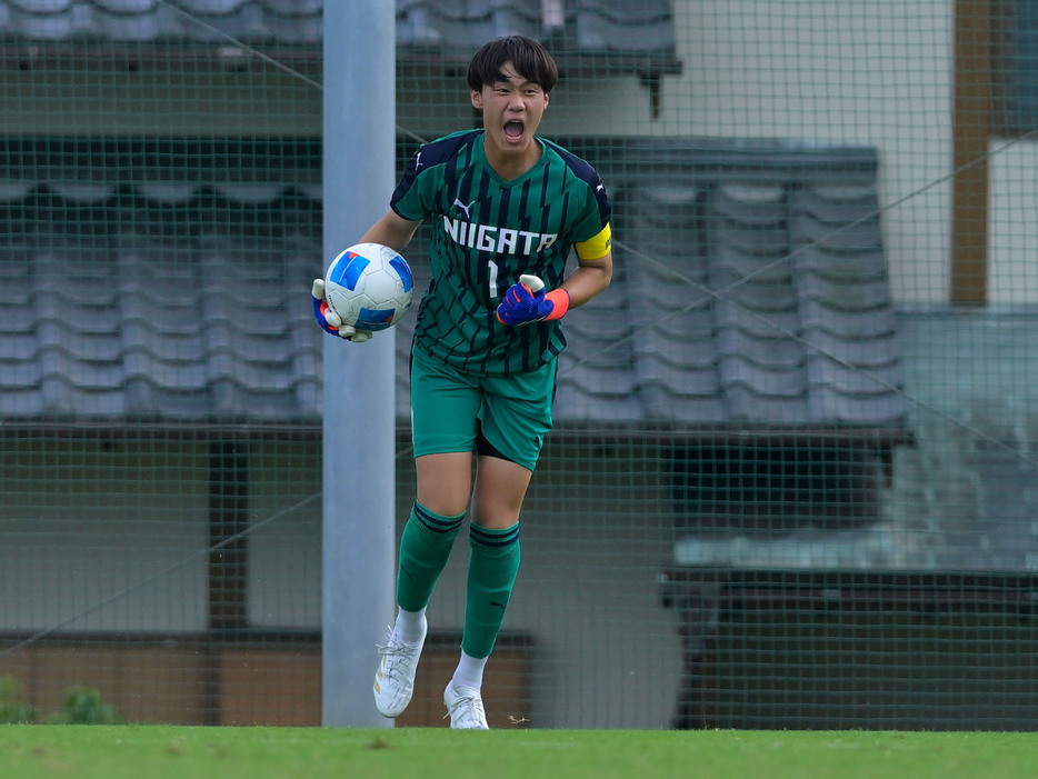 U-16日本代表GK松浦大翔(新潟U-18、1年)が新潟県の初戦突破に貢献(Koki NAGAHAMA/GEKISAKA)