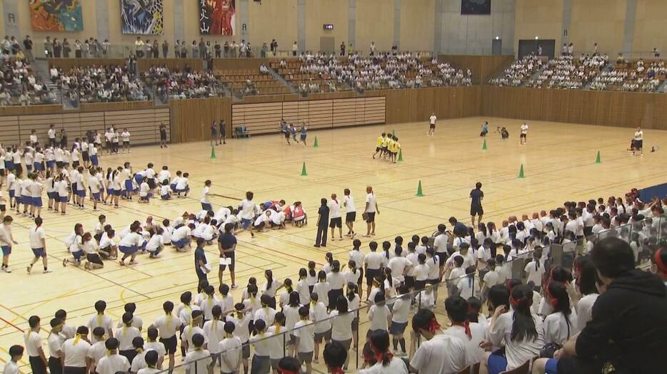 秋の便りも　歴史的残暑…体育祭に異変　広島