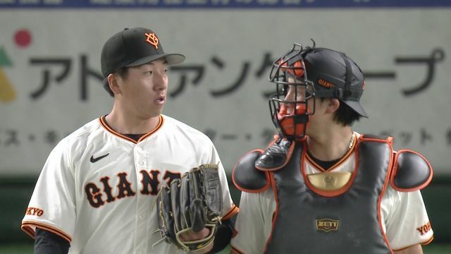 巨人・大勢投手と小林誠司捕手(画像:日テレジータス)