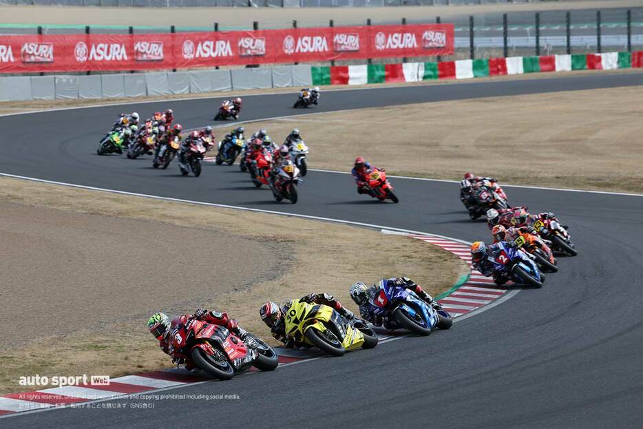 2024全日本ロード第1戦鈴鹿2&4 JSB1000 決勝 スタートシーン