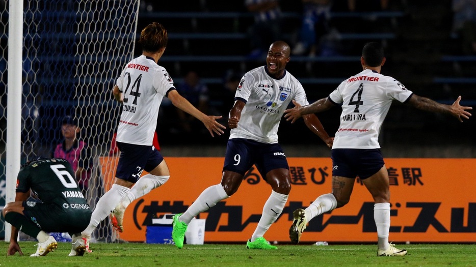 横浜FCが暫定ながら首位に浮上(C)J.LEAGUE