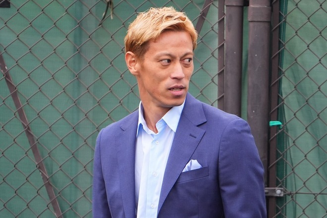 本田がライセンス制度に対し見解を示した。写真：田中研治（サッカーダイジェスト写真部）